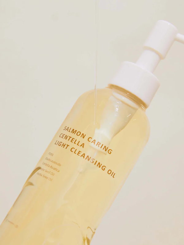 HEVEBLUE Salmon Caring Centella Light Cleansing Oil 240ml